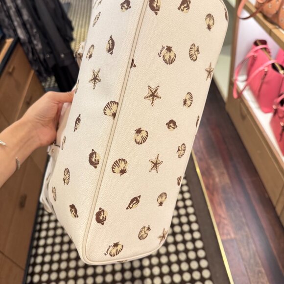 coach Gallery Tote Bag With Shell Print cbm12 - Picture 4 of 9